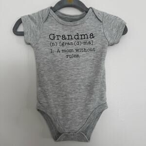 Baby Starters 'Grandma' Onesie in Gray